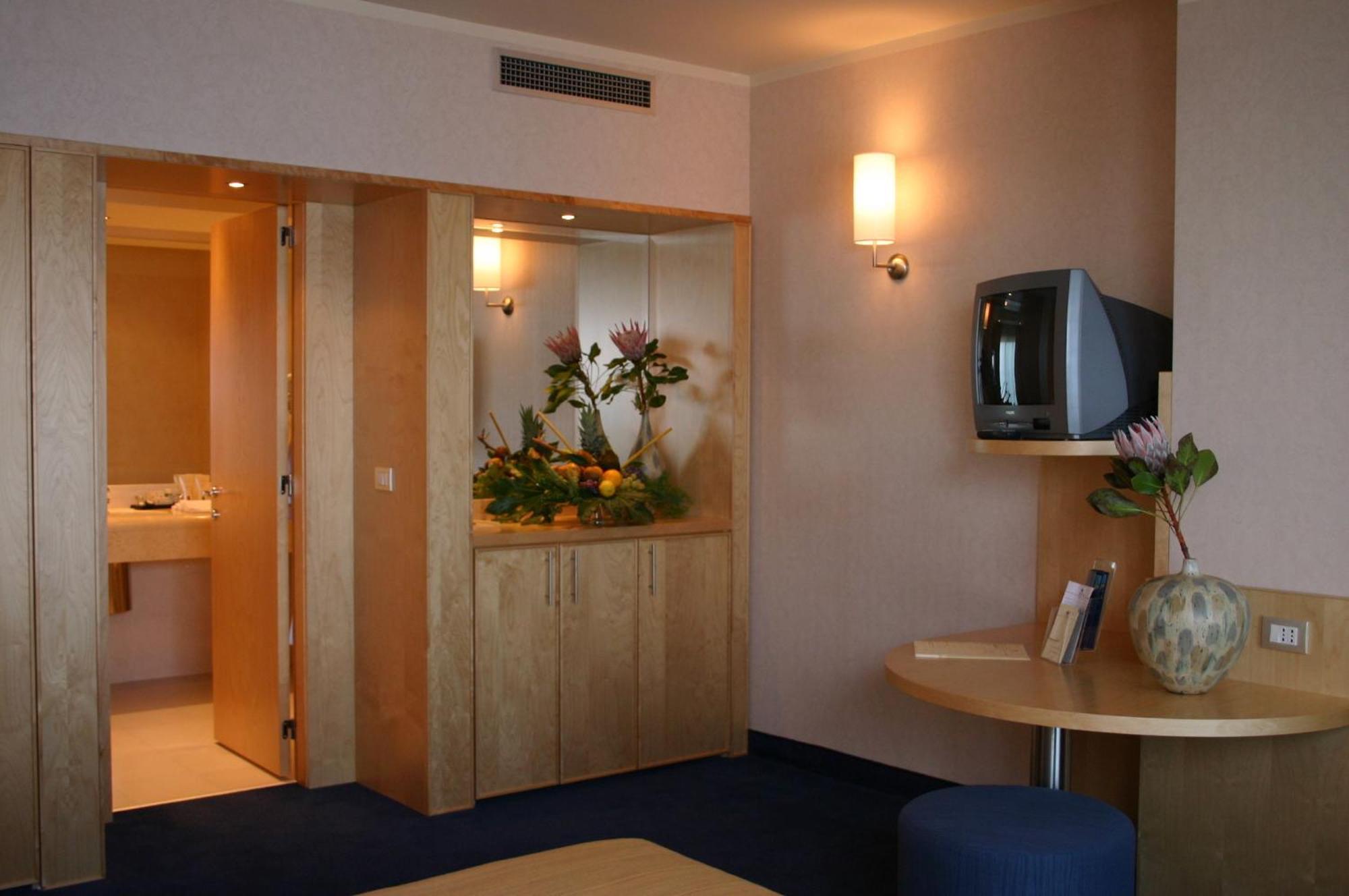 Hotel Nicotel
