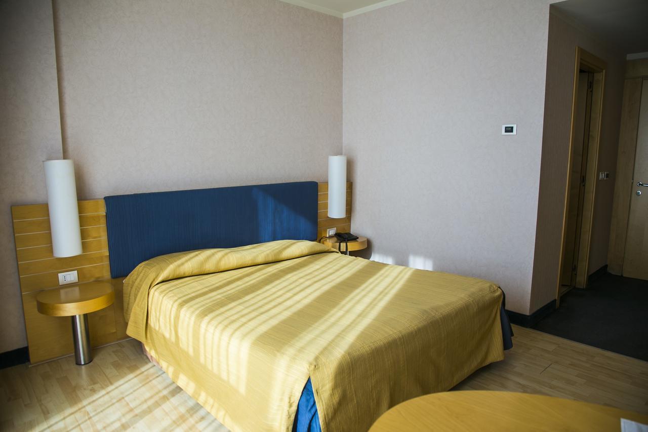 Hotel Nicotel 4*
