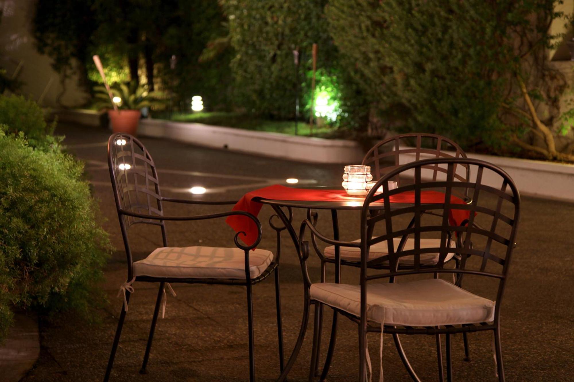 Hotel Nicotel